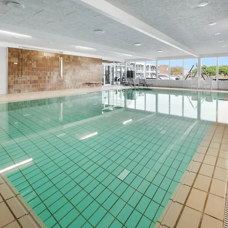 Apartment Beliggende Pa 1 Sal Til 2 Sj3217 Henne Strand