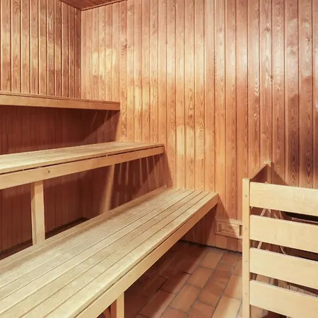 Beliggende Pa 1 Sal Til 2 Sj3217 Apartment *